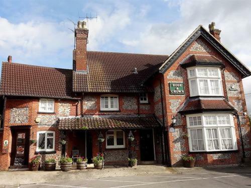 Отель The Rose & Crown Bulford Экстерьер фото